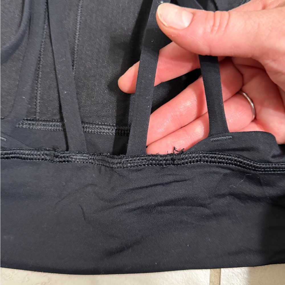 Lululemon Black Long Line Strappy Sports Bra Size 10 - Picture 6 of 7